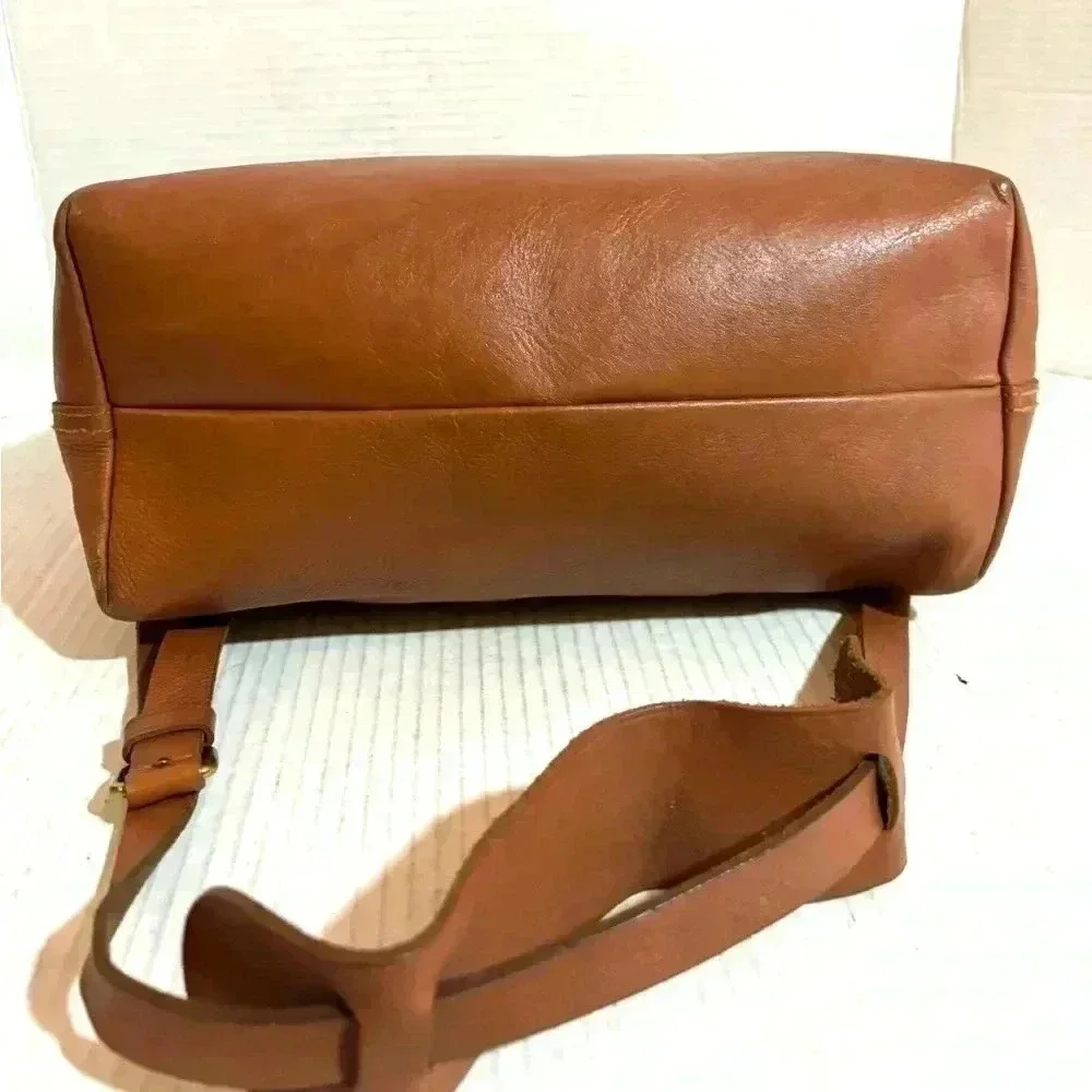 Madewell brown distressed leather satchel handbag